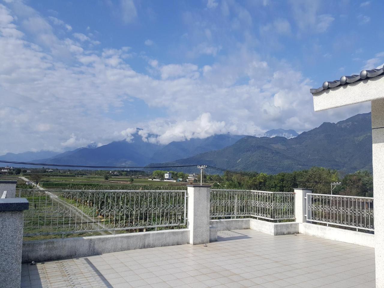 Yi Tian Homestay Fenglin Ngoại thất bức ảnh